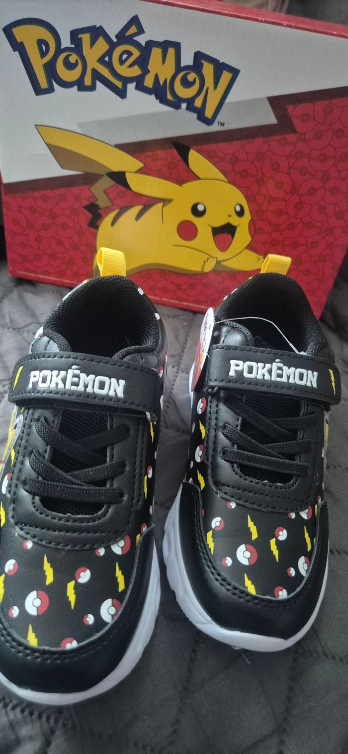 Basket Neuve pokemon pointure 28