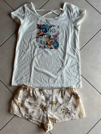 Short t-shirt