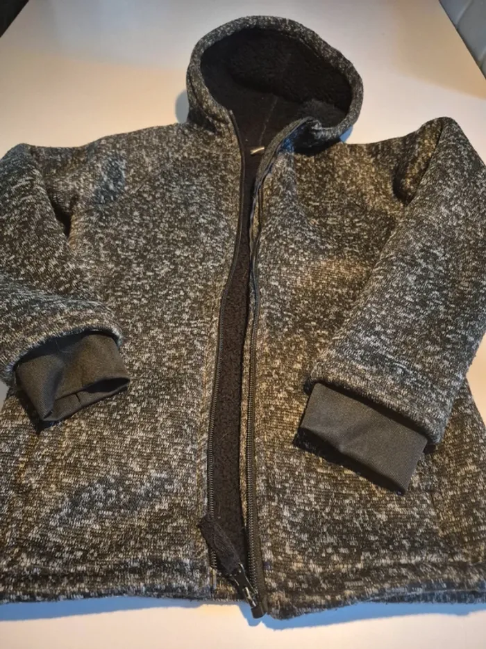 Veste polaire 9/10 ans