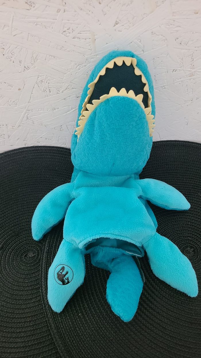 Peluche Puppet Jurassic World 25 cm - photo numéro 4