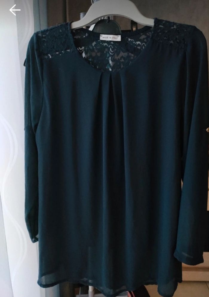 Jolie blouse manches longues porté une fois