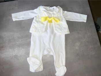 Lot ensemble pyjama marese 12 mois blanc jaune col strass ananas