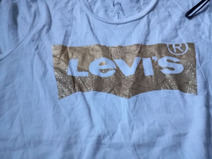 T-shirt levis femme taille M - photo numéro 4