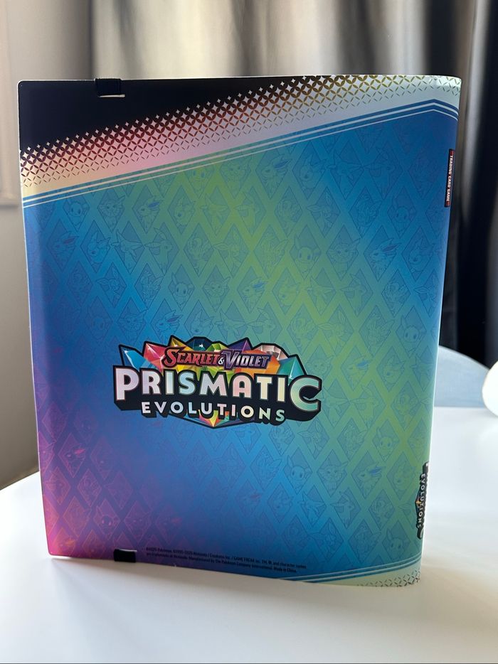 Classeur cartes Pokémon Evoli « évolution prismatique » - photo numéro 2
