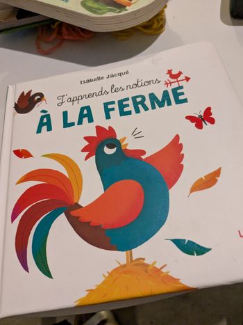 Livre 'j'apprends les notions ' à la ferme.