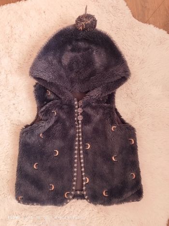 Veste sans manche taille 18/24 mois