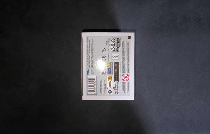 Figurine Funko Pop / Pikachu 353 / Pokémon / Spécial édition - photo numéro 6