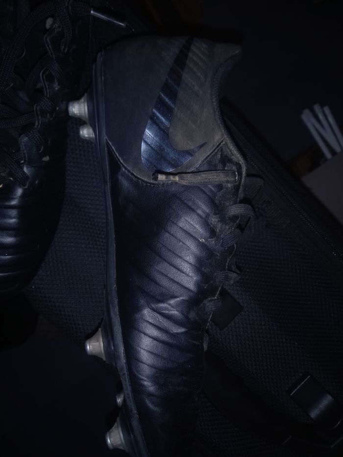 Chaussures de foot nike - photo numéro 2