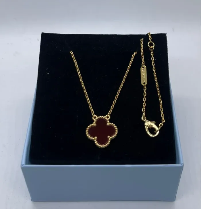 Collier trèfle 15mm cornaline rouge