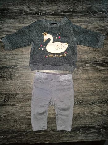 Ensemble pull et pantalon