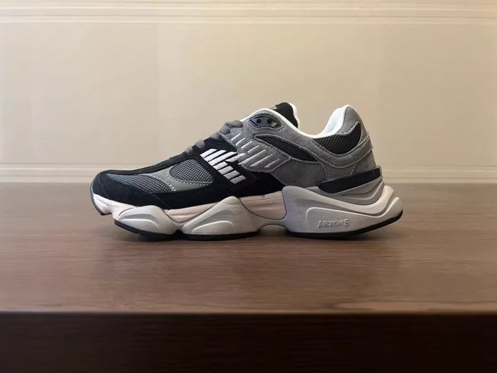 New Balance 9060 Noir et Gris 37 - photo numéro 3