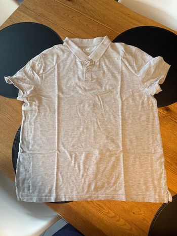 Polo gris