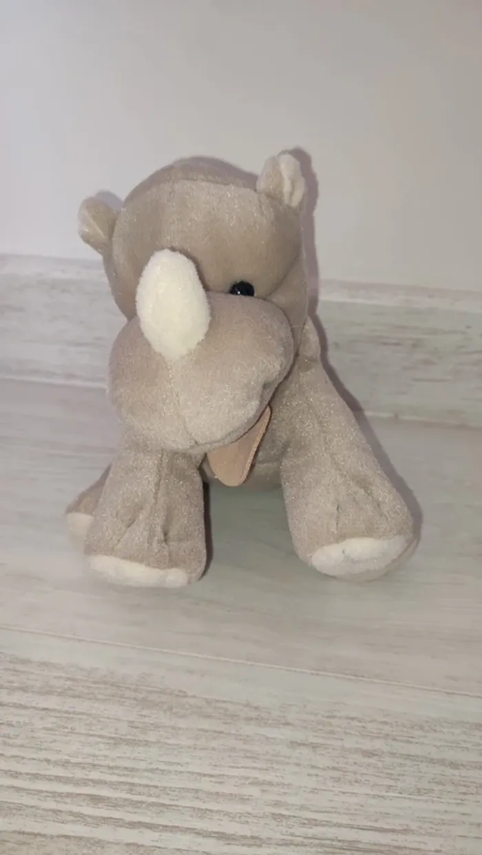 2 peluches ourson et rhinocéros parfait état - photo numéro 2