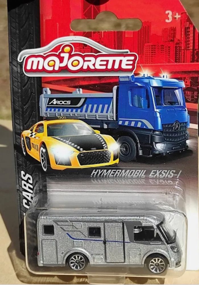 Miniature majorette hymermobil