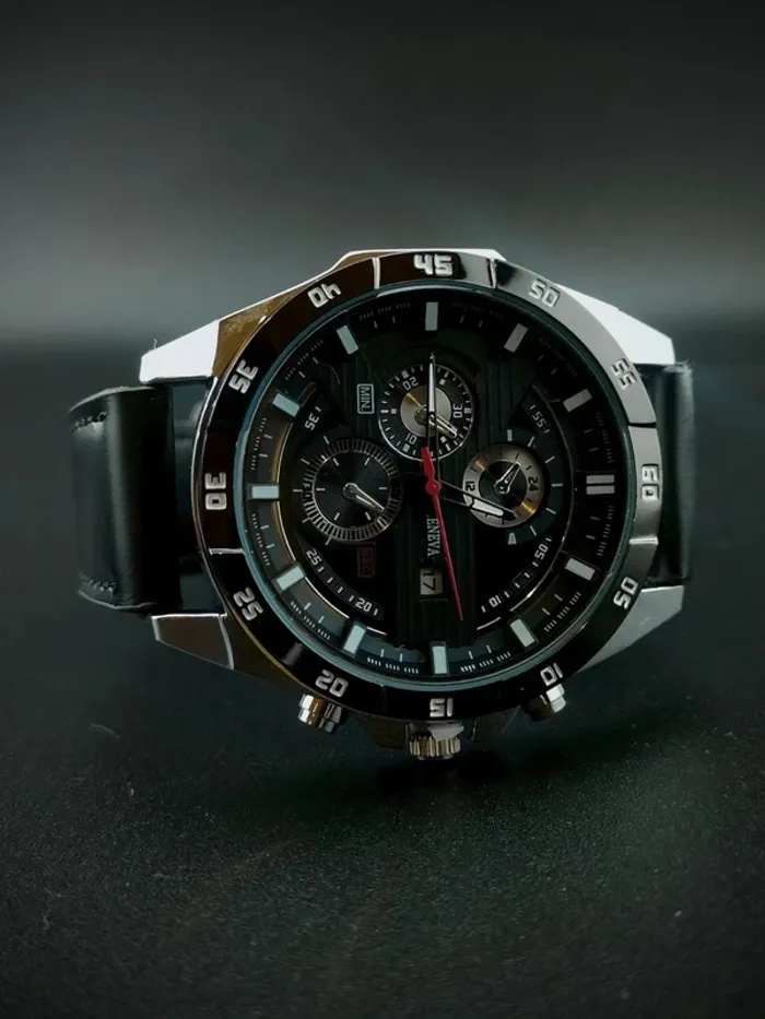 Montre noire argentée, moderne quartz robuste - photo numéro 2