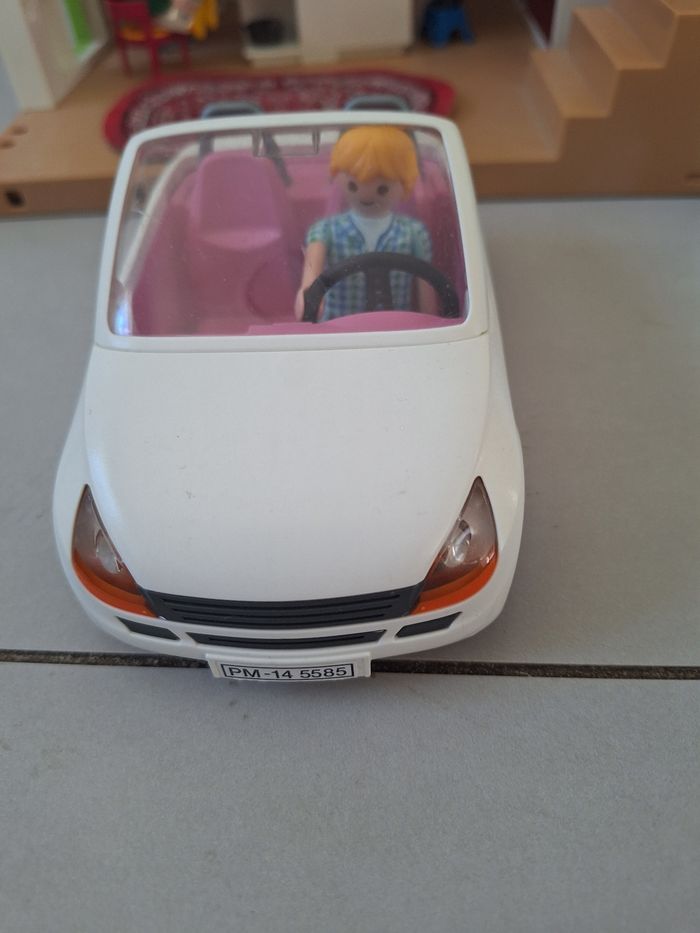 Maison moderne playmobil avec piscine et voiture - photo numéro 7