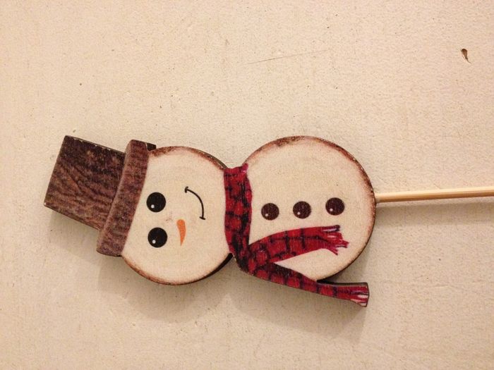 Petite décoration en bois bonhomme de neige - photo numéro 2
