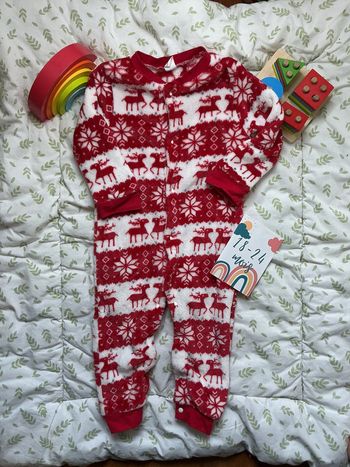 combinaison sans pied pyjama ouverture devant en polaire 18/24 mois shein rouge et blanc