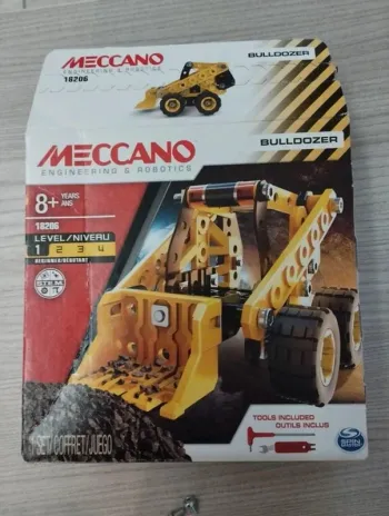 Meccano Bulldozer