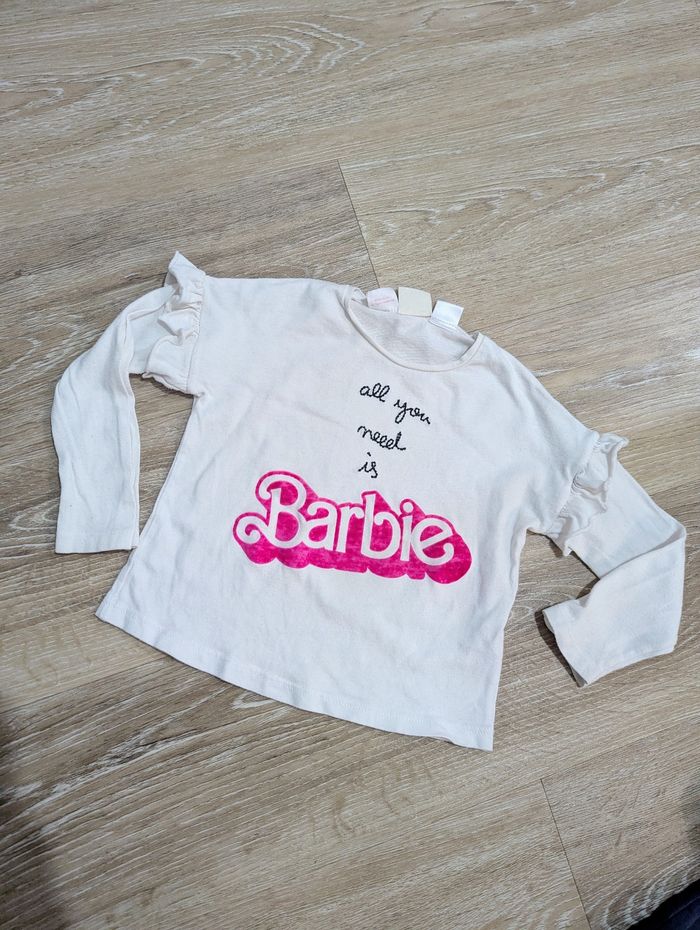Lot 2 t-shirts, 1 pull et 1 pantalon 18 mois bebe fille - photo numéro 6