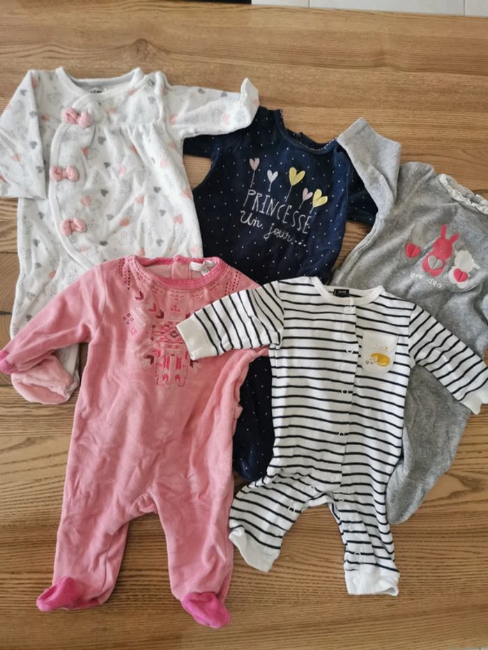 Lot de 5 pyjama 3 mois - photo numéro 2