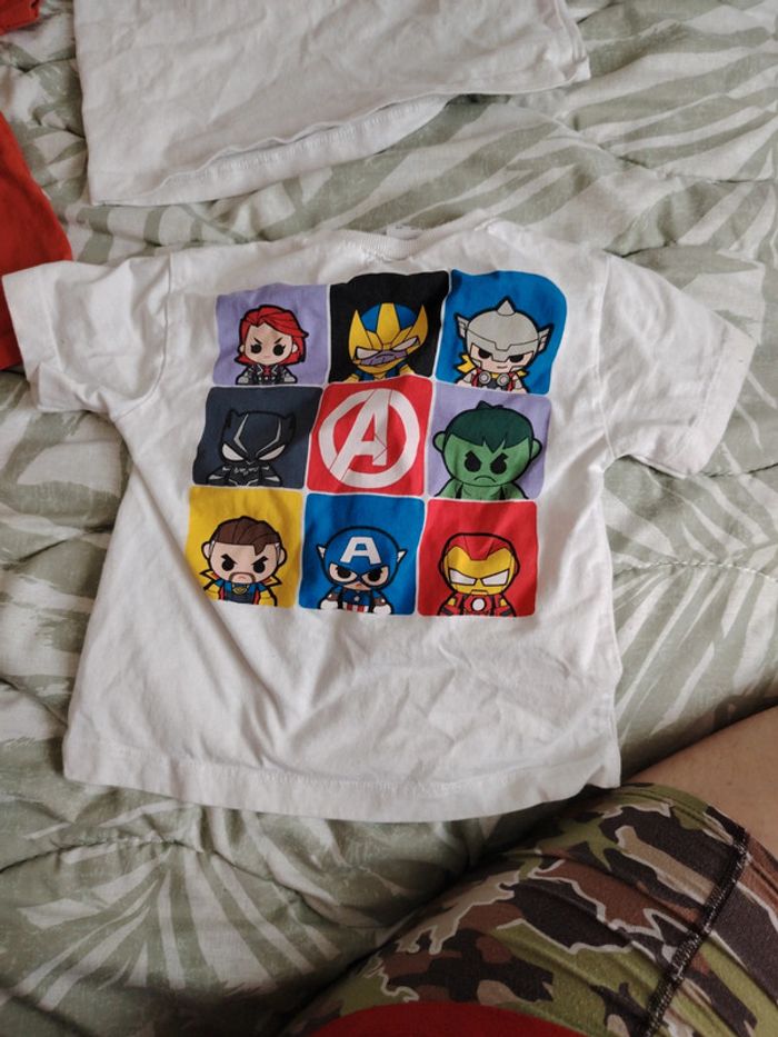Lot t shirt marvel zara - photo numéro 3
