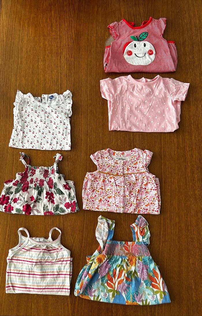 LOT 100 vêtements fille 6 mois - photo numéro 3