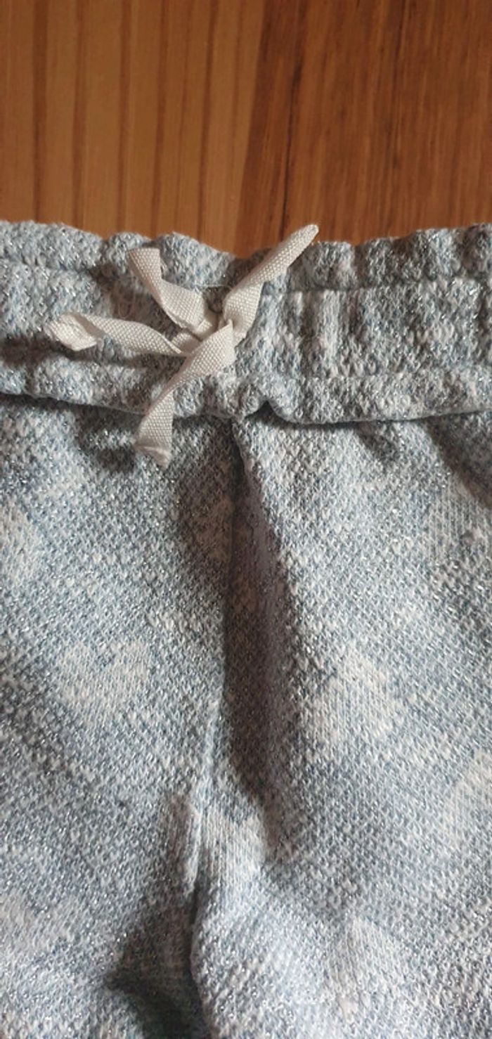 short zara epais 4 à 5 ans avec effet brillant - photo numéro 2