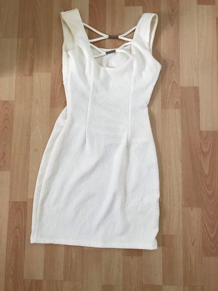 Robe blanche femme - photo numéro 2