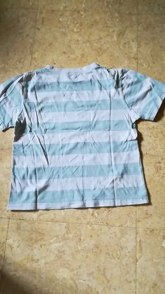 T-shirt 8 ans - photo numéro 3