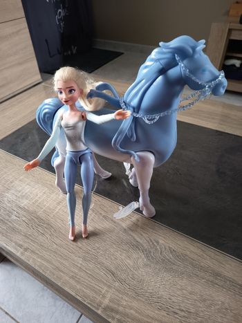 Reine des neiges et son cheval