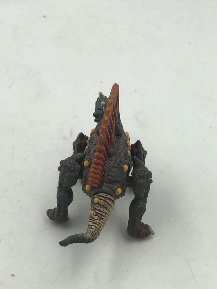 Figurine dinosaure / dragon 10 x 8 cm - photo numéro 4