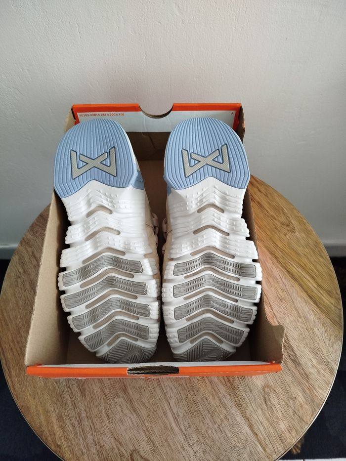 Baskets Nike T 36,5 - photo numéro 6