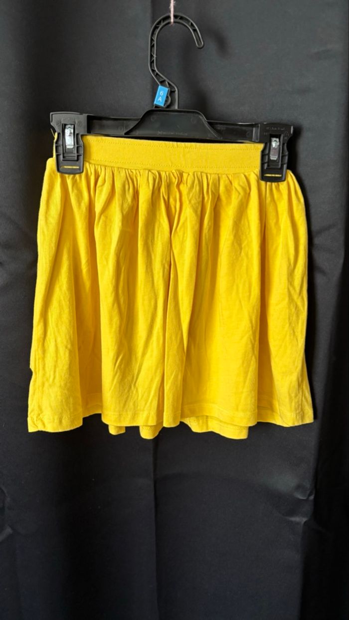 🌼 Jupe jaune KIABI – 8 ans (126/131 cm) 🌼 - photo numéro 4