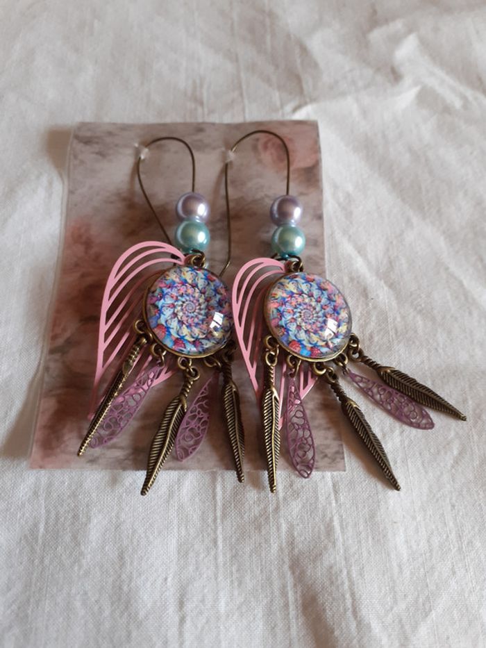 Boucles d'oreilles fantaisie - photo numéro 1