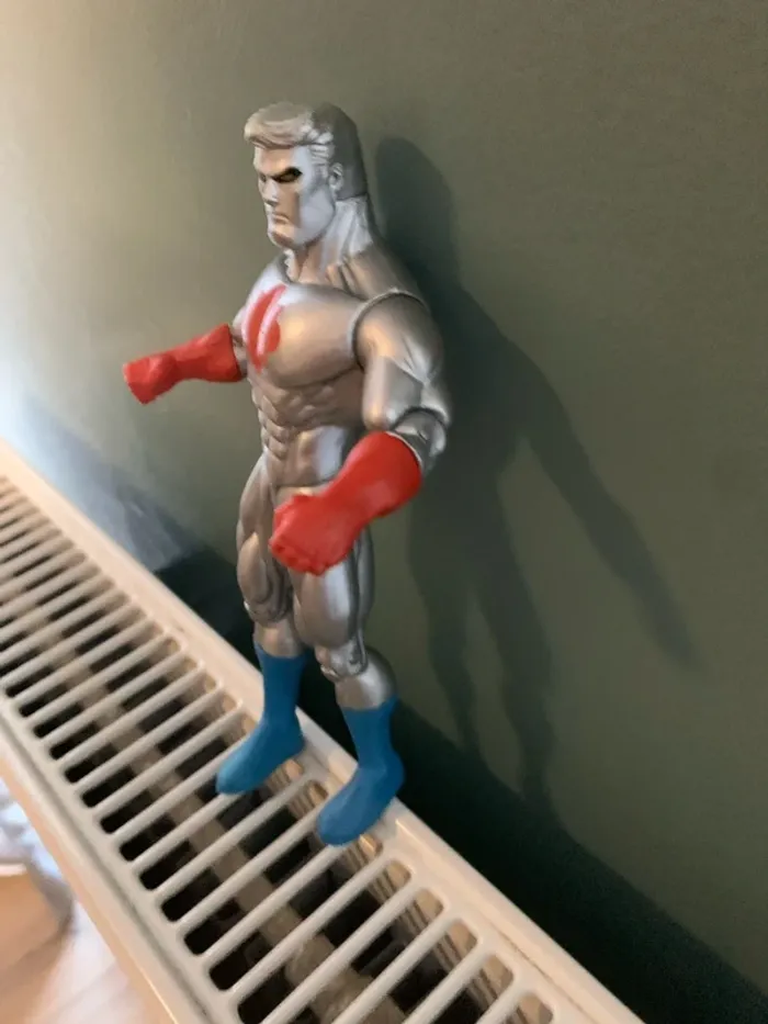 figurine captain atom - photo numéro 4