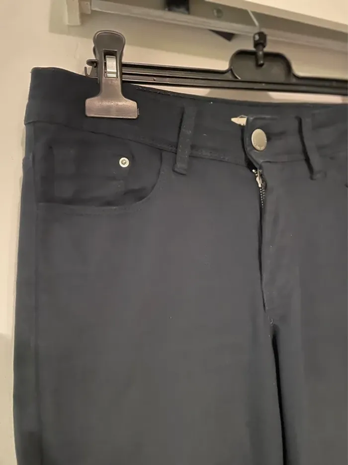 Jean slim bleu marine Cache Cache femme taille 36 en très état - photo numéro 2