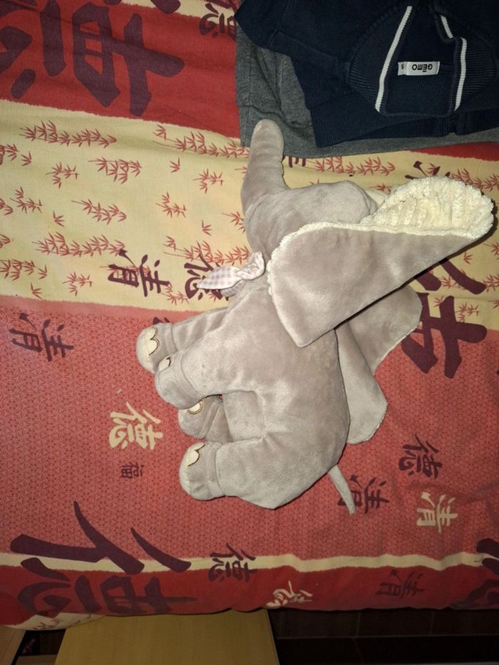 Peluche dumbo - photo numéro 3