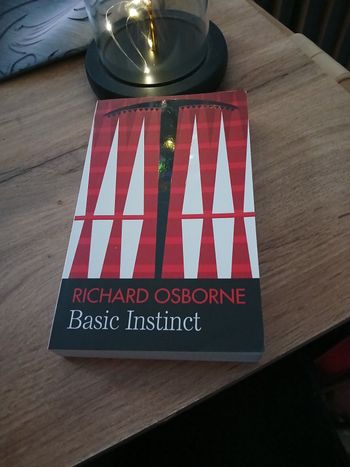 LIVRE BASIC INSTINCT DE RICHARD OSBORNE