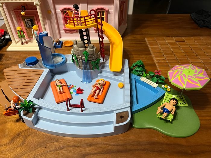 Maison Playmobil piscine voiture - photo numéro 2