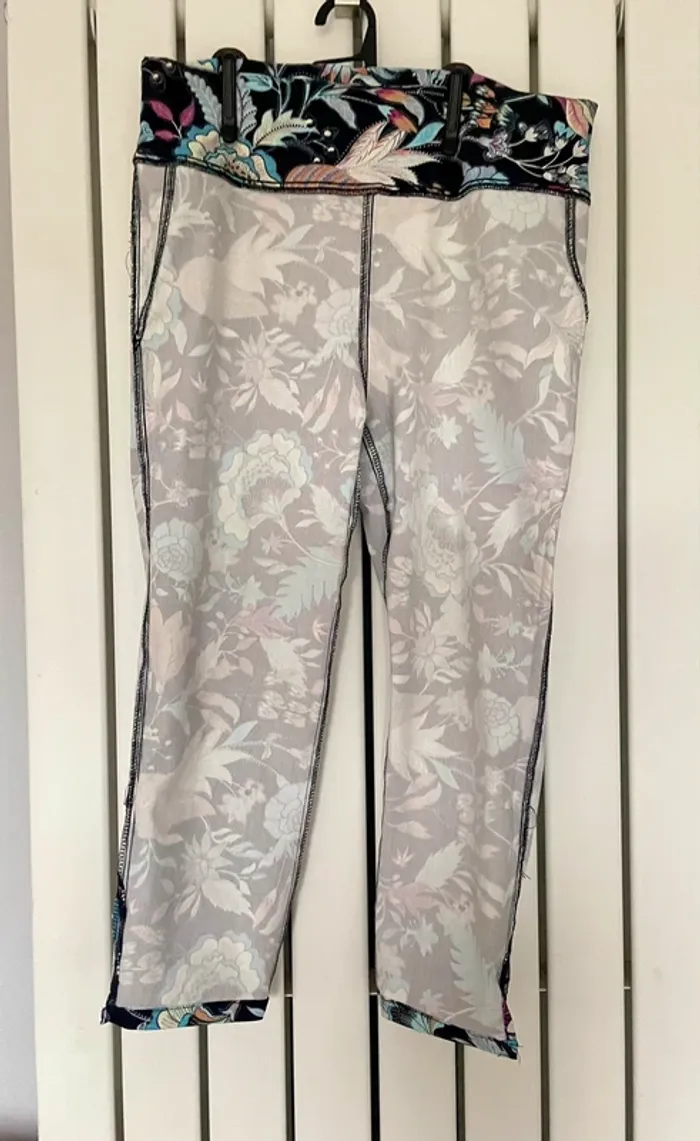 Pantalon à motif floral . - photo numéro 7