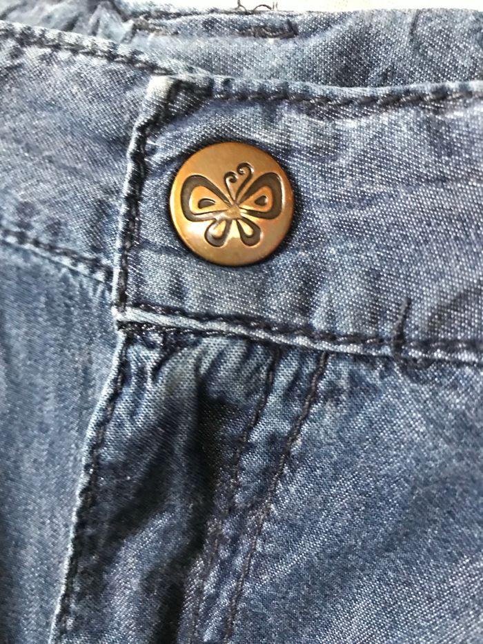 Pantacourt en jeans souple papillon doré 8 ans Zeeman - photo numéro 3