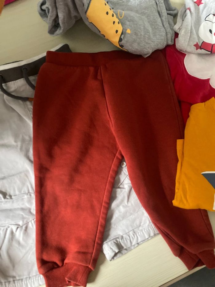 Lot de vêtements - photo numéro 3