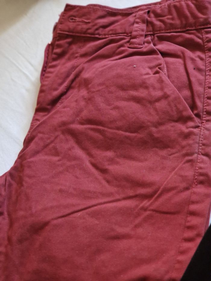 Pantalon chino bordeaux