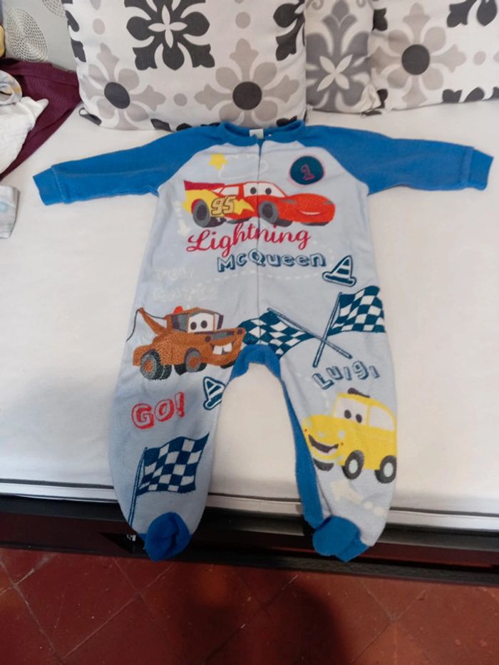 Sur pyjama 18 mois
