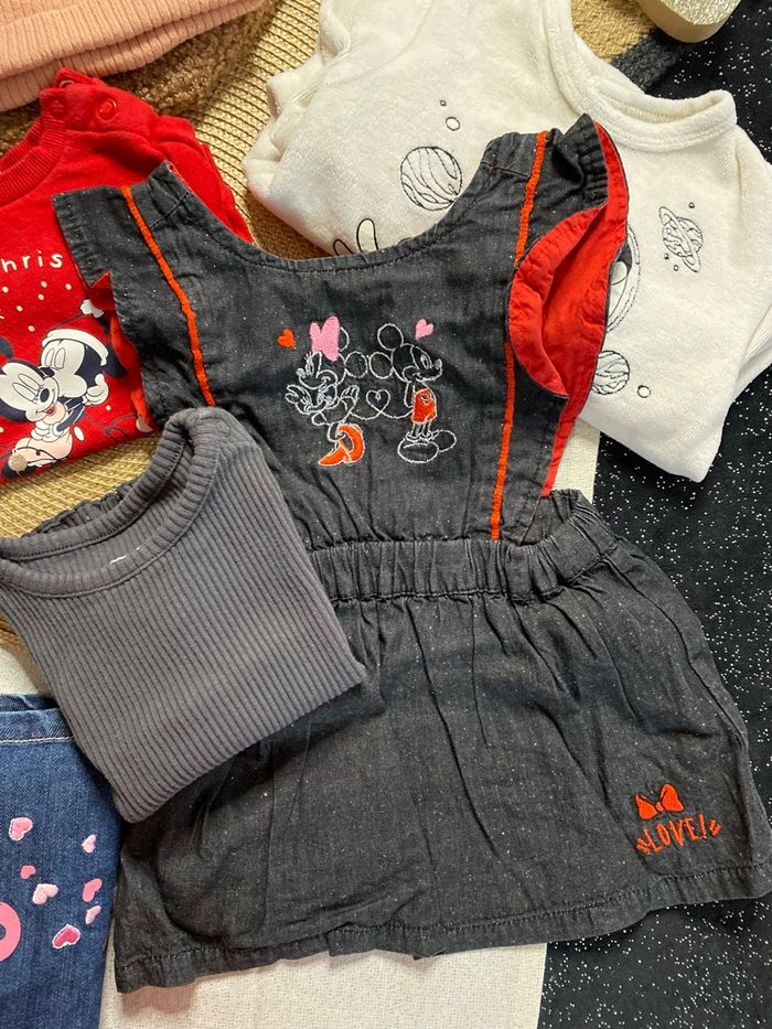 Lot vêtements Disney minnie 9 mois - photo numéro 5