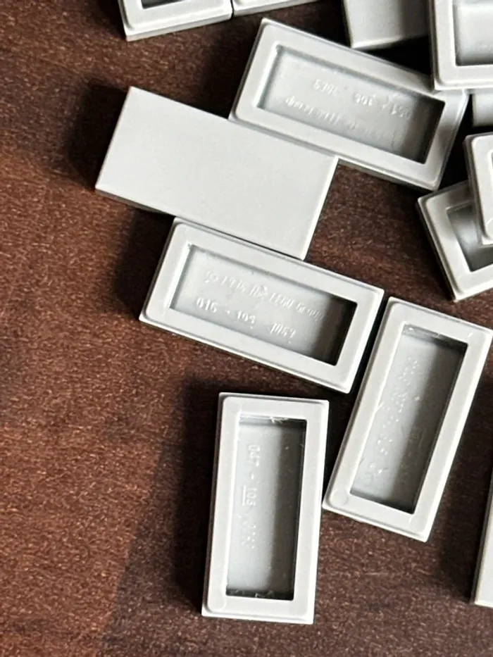 20 Tile Lego 1 x 2 ref 3069 Light Bluish Gray - photo numéro 3