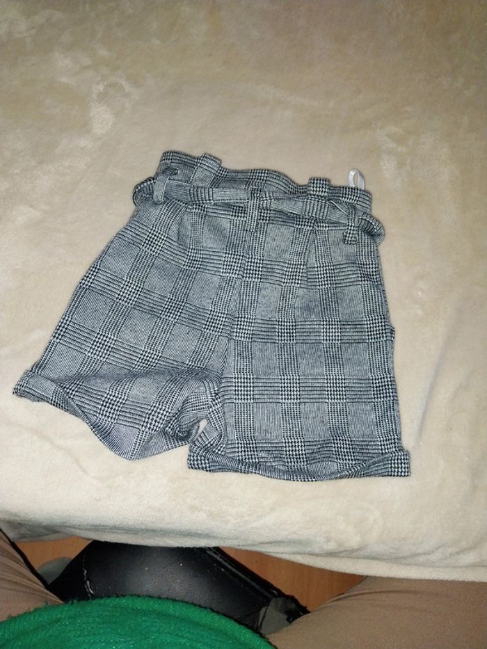 Short 3/4 ans - photo numéro 5