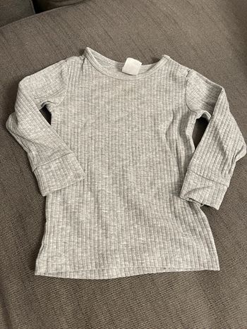 Haut gris