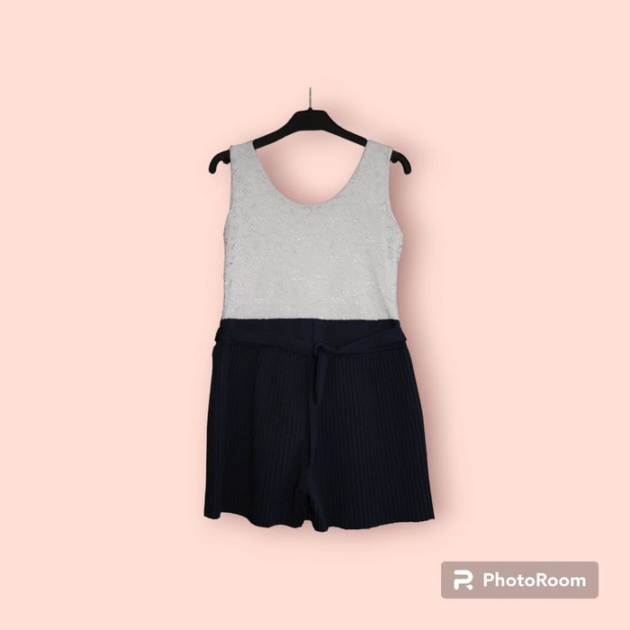 Combinaison short taille 8 ans - photo numéro 2